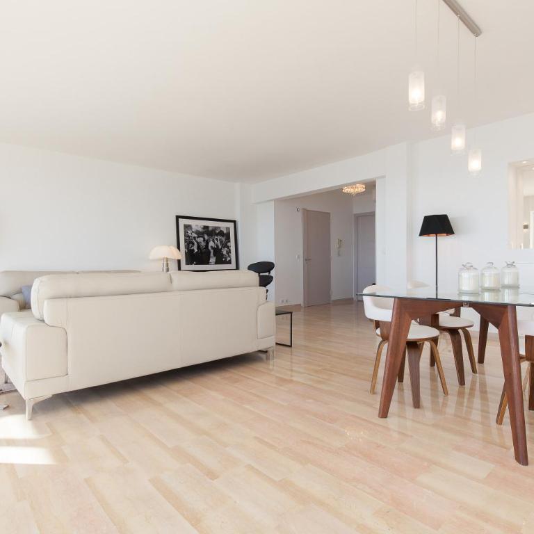 SUPER CANNES FRONT DE MER LUXUEUX VUE UNIQUE - Appartement 2 Chambres - 74