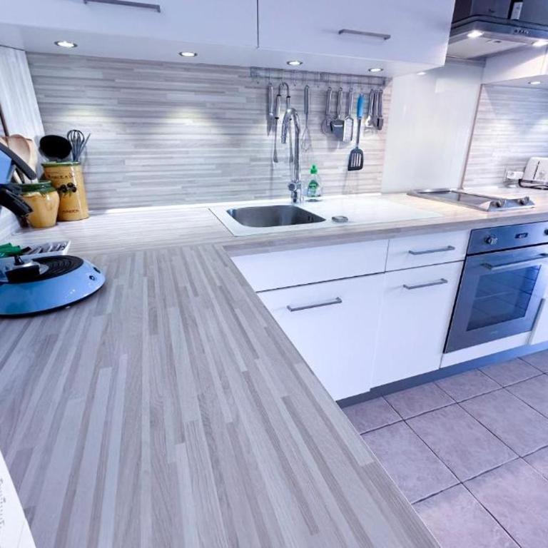 Appartement dans la villa "La Méridiane" - Appartement - Vue sur Jardin - 17