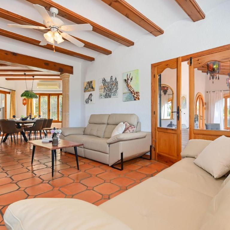 Casa Patricia by Aguilarent - Villa - 25