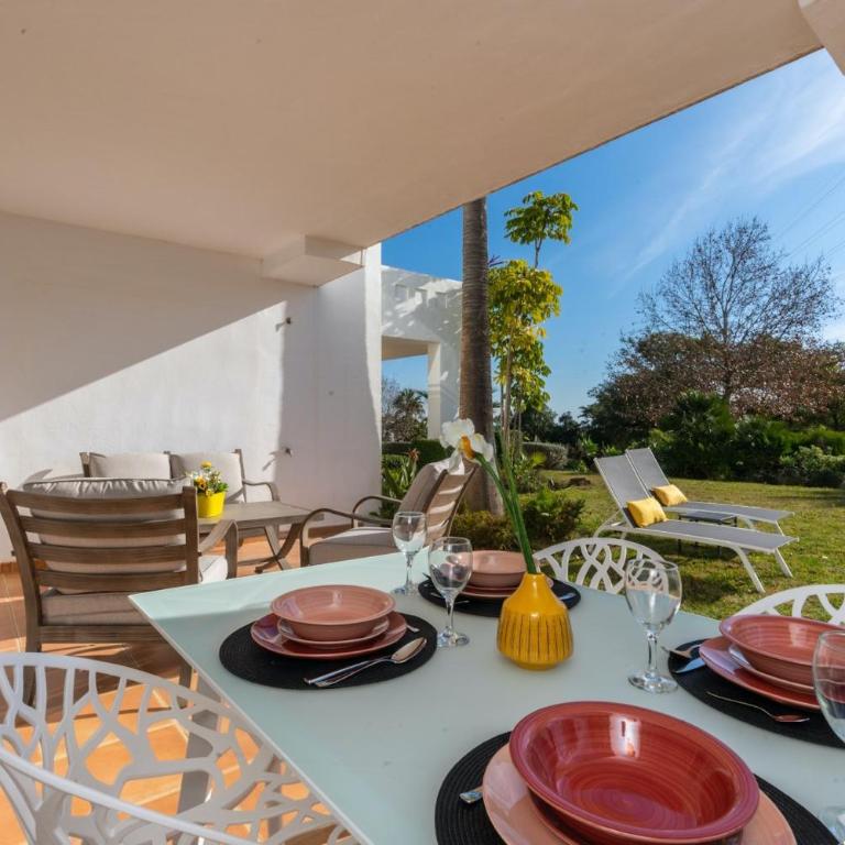 AL-104 Estepona - Apartment - Alcazaba Lagoon 2 Bedroom - Apartamento de 2 dormitorios - 2