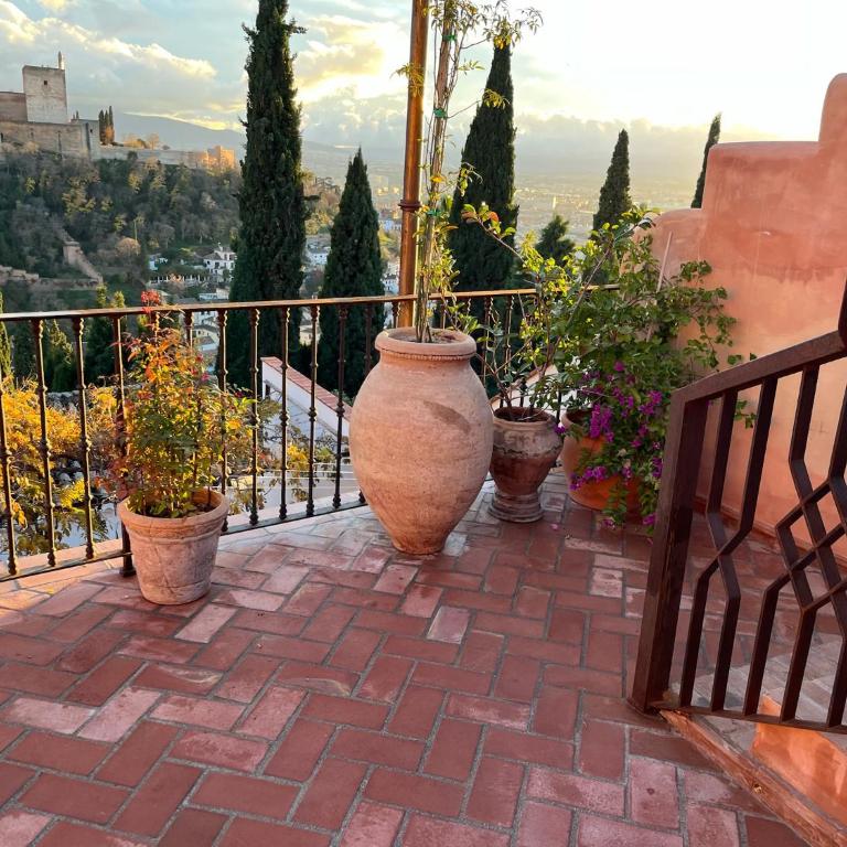 La Casa JuanRanas - Deluxe Double Room with Castle View - 8