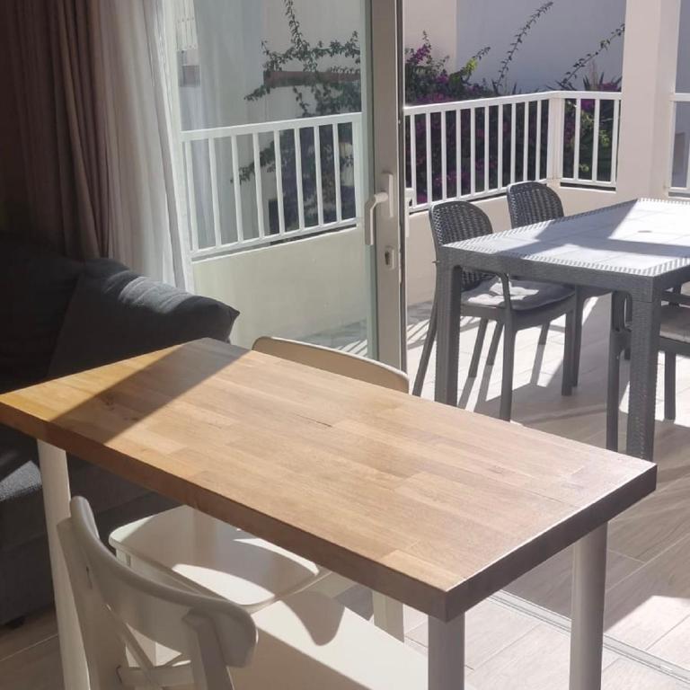 Casa Feliz Corralejo Beach - One-Bedroom Apartment - 12