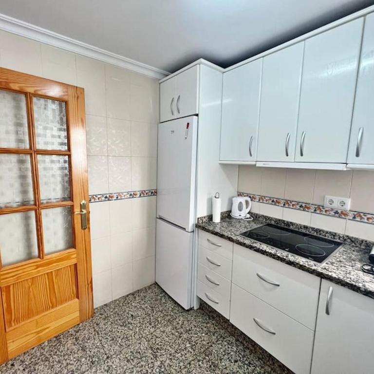 Céntrico y junto al mar! - Two-Bedroom Apartment - 7