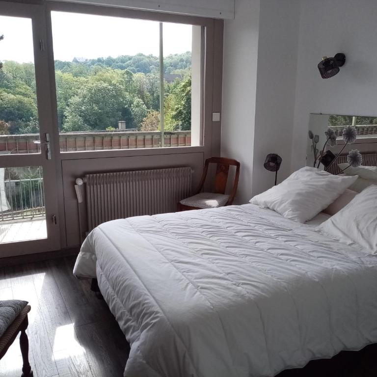 Les Charmettes - Two-Bedroom Apartment - 12