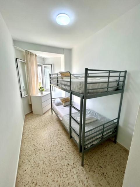GATU VALDEPLAYA 1ª linea playa piscina parking 3 dormit 2 baños, " Preferente mayores de 21 años y familias " - Apartamento de 3 dormitorios - 12