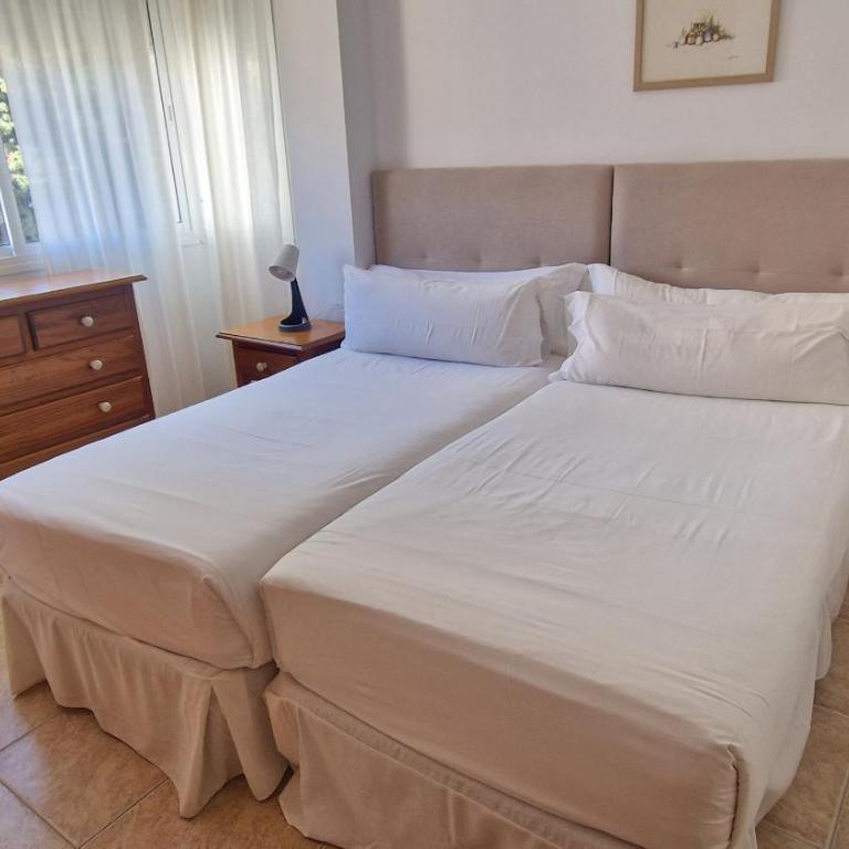 Apartamentos Latin - Apartamento Deluxe con vistas al mar - 3