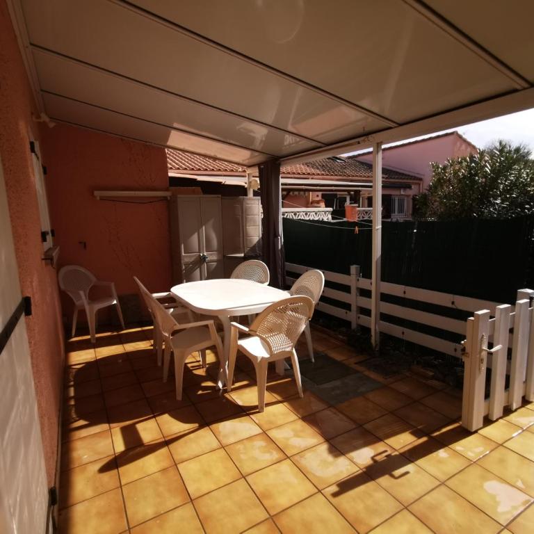 Les Lavandines -Coquette Maison de Vacances - 400 m de la plage - Grande Terrasse - 2 chambres - 2 salles de bain - Tout confort - Maison 2 Chambres - 2