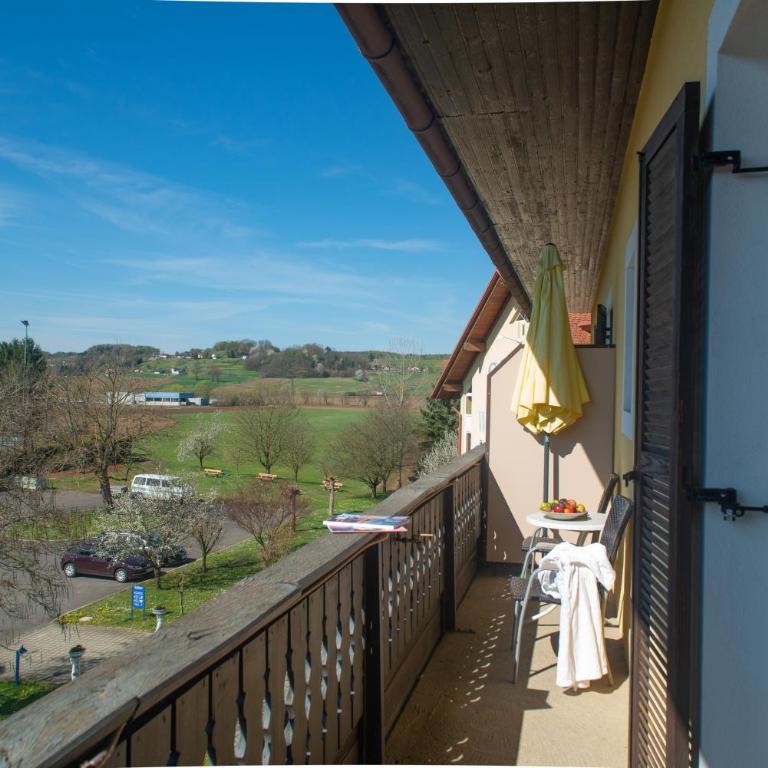 Hotel Gasthof Scheer - Chambre Double avec Terrasse - 3