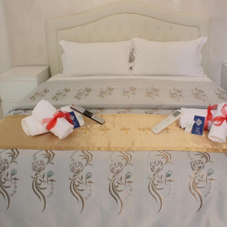 Santa Maria Accommodation - Deluxe Double Room - 35