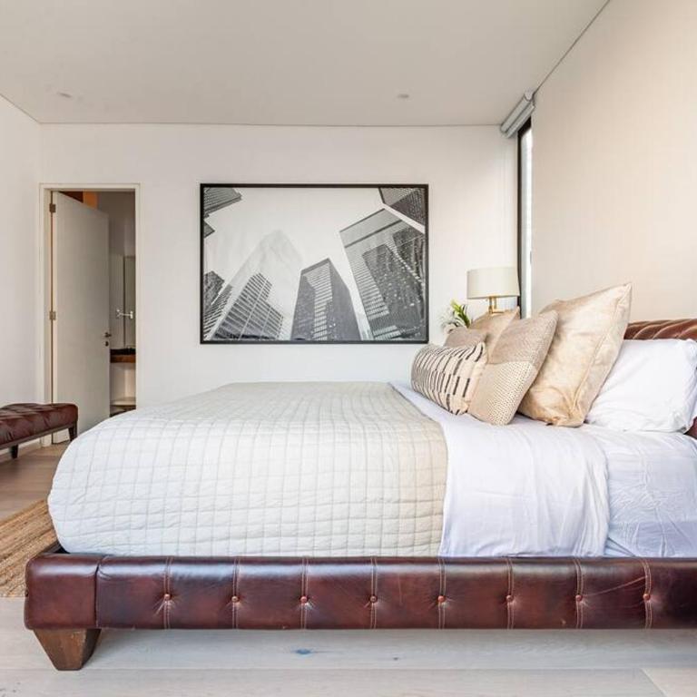 Penthouse, terraza privada y estacionamiento - Apartamento de 1 dormitorio - 10