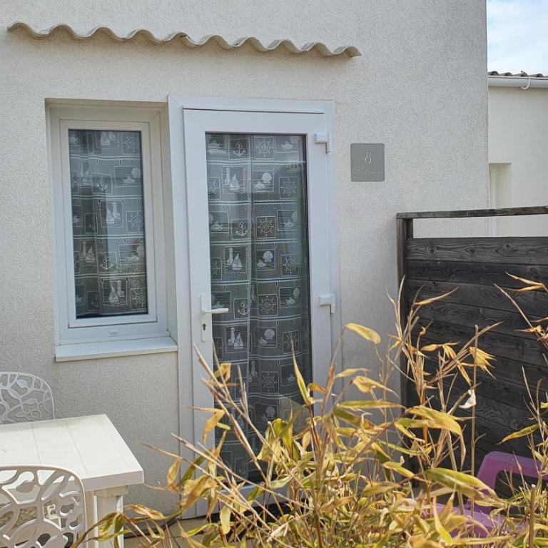 La Vigie Vacances - Studio - Vue sur Patio - 4