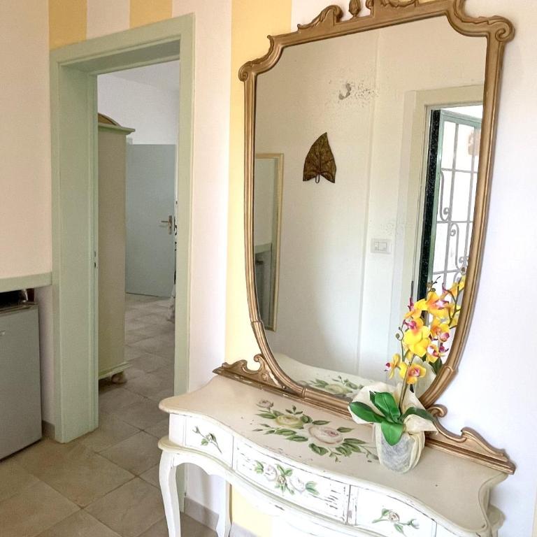 B&B Santa Venardia Gallipoli - Camera Tripla Classic - 8