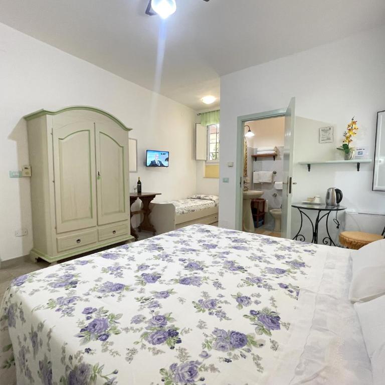 B&B Santa Venardia Gallipoli - Camera Tripla Classic - 6