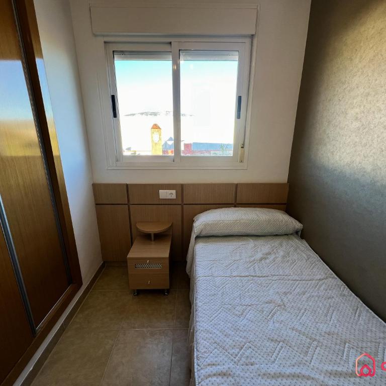 Amplio y Familiar bien ubicado - Apartamento de 3 dormitorios - 10