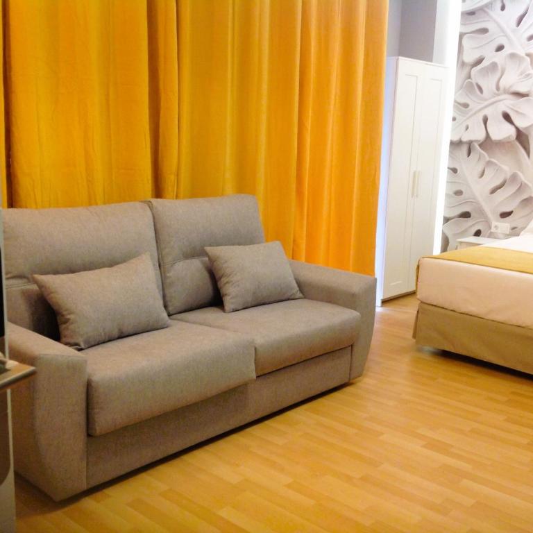 Serendipity Hispalis Nervión - Estudio con cama extragrande y sofá cama - 33