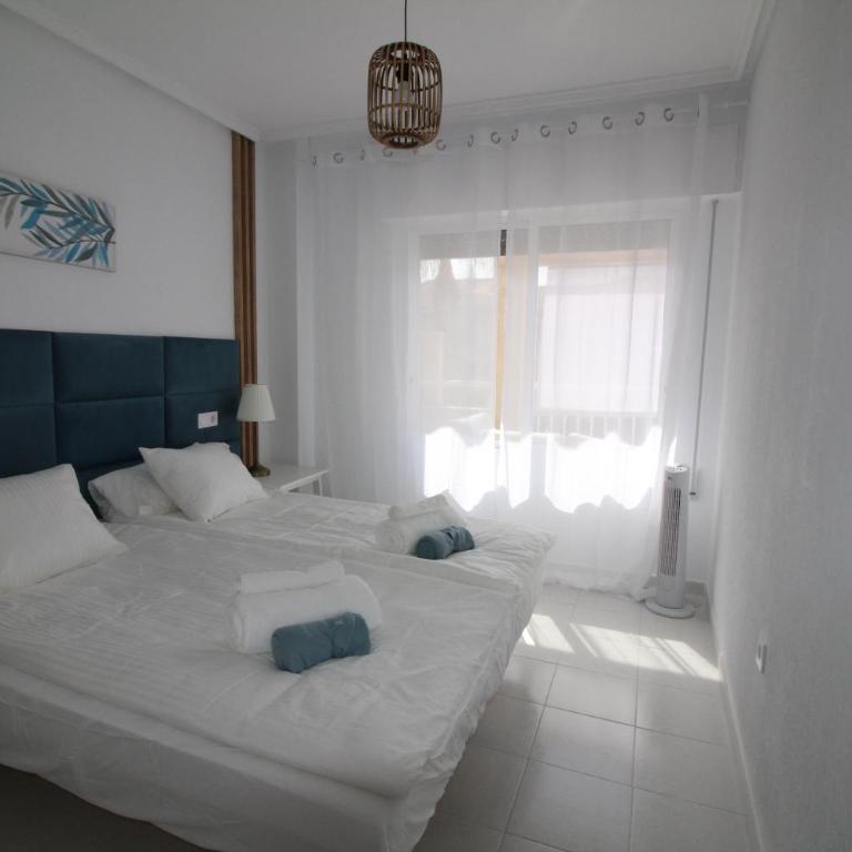 Apartamento en Torrevieja Elvira Home AQ-116 - Two-Bedroom Apartment - 4