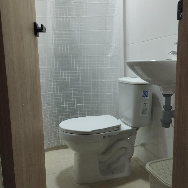 Hostal Casa Marle - Twin Room with Extra Bed - 7