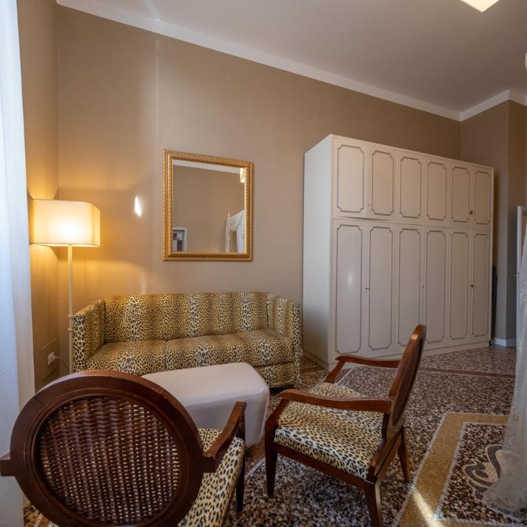 Lungarno Buozzi 7 Apartments - Apartment - Ground Floor - 12
