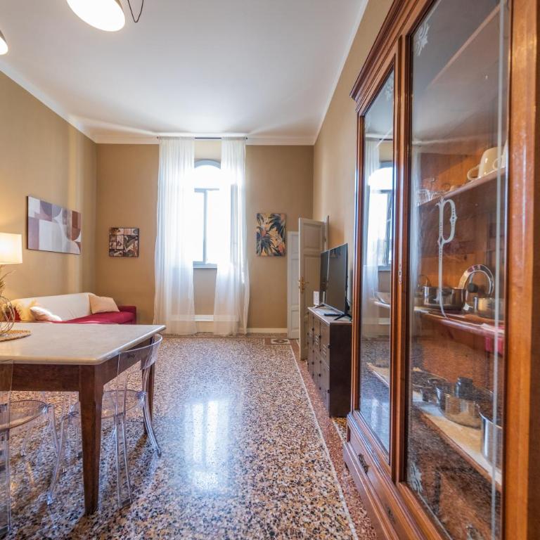 Lungarno Buozzi 7 Apartments - Apartment - Ground Floor - 24