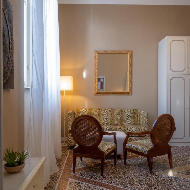 Lungarno Buozzi 7 Apartments - Apartment - Ground Floor - 17