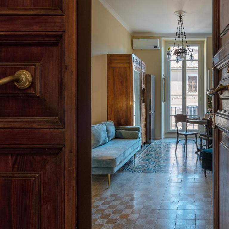 Casa Storica anni '30: da Fedro e Bianca - Appartamento con 2 Camere da Letto - 1