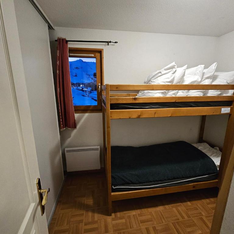 appartement des cimes - Two-Bedroom Apartment - 10