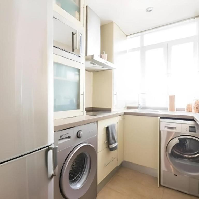 Apartamento Nana en Granada - Two-Bedroom Apartment - 6