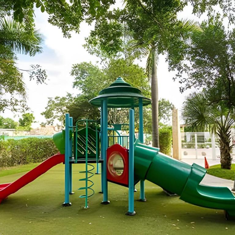 Exclusive building 6 people 3 cable televisions 3 swimming pools balcony, - Casa de 2 dormitorios - 48
