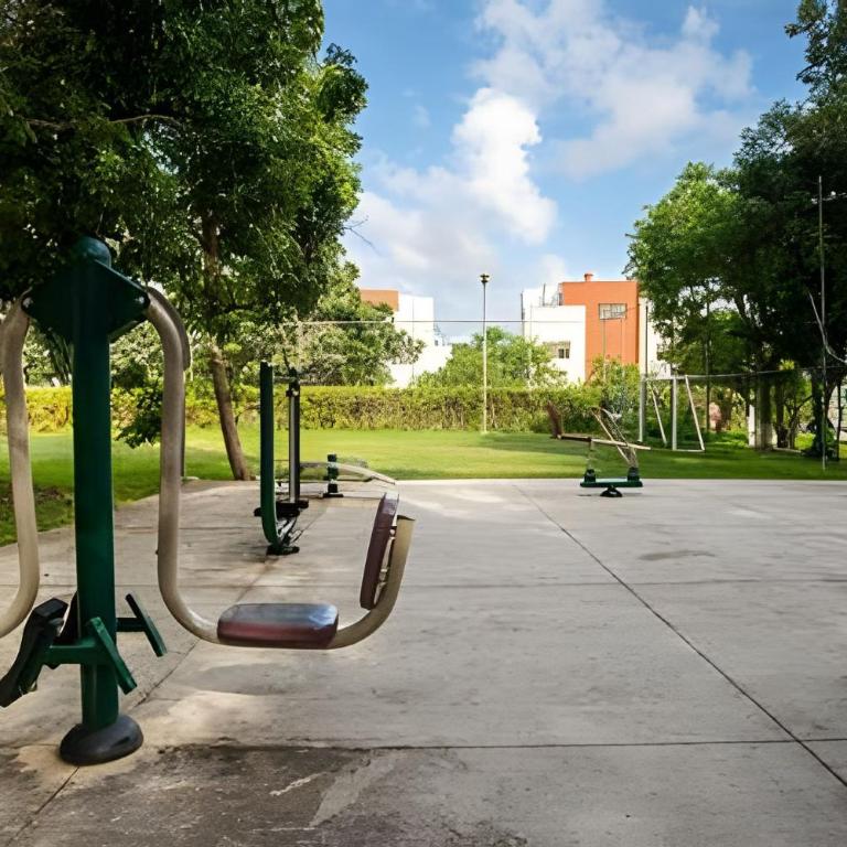 Exclusive building 6 people 3 cable televisions 3 swimming pools balcony, - Casa de 2 dormitorios - 45