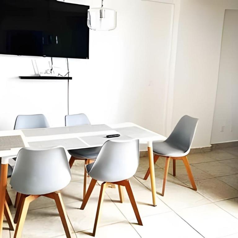 Exclusive building 6 people 3 cable televisions 3 swimming pools balcony, - Casa de 2 dormitorios - 33