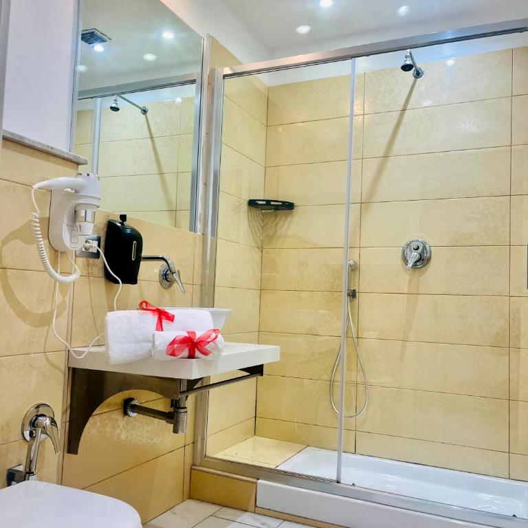 Santa Maria Accommodation - Deluxe Double Room - 16