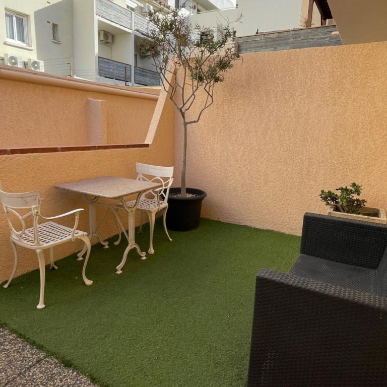 Hotel Saint Georges, Face à la mer - Chambre Double avec Terrase - Vue sur Patio - 4