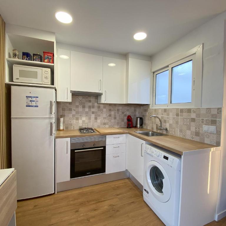 Ático con terraza! Ideal para vivir Sitges todo el año - Apartamento de 2 dormitorios - 11