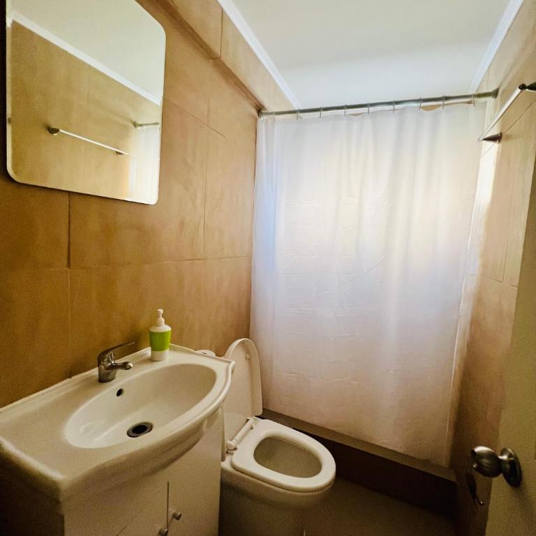 Casa con buena conectividad en Talca - Casa de 4 dormitorios - 20