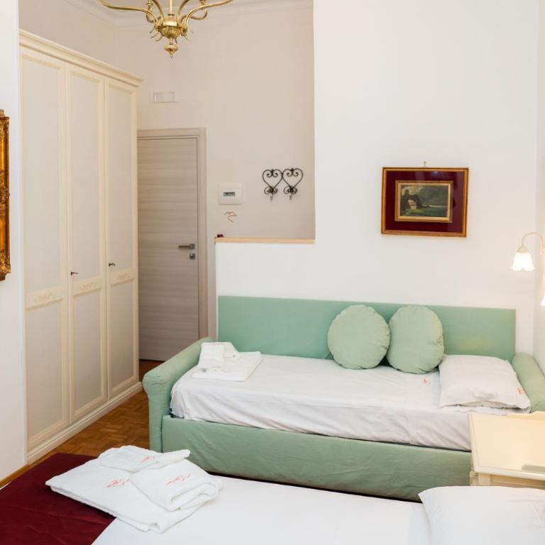 Suite Cervantes - Camera Queen Deluxe - 50