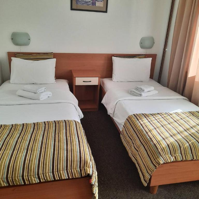 Hotel Marica - Dvokrevetna Soba sa Zasebnim Krevetima - 2