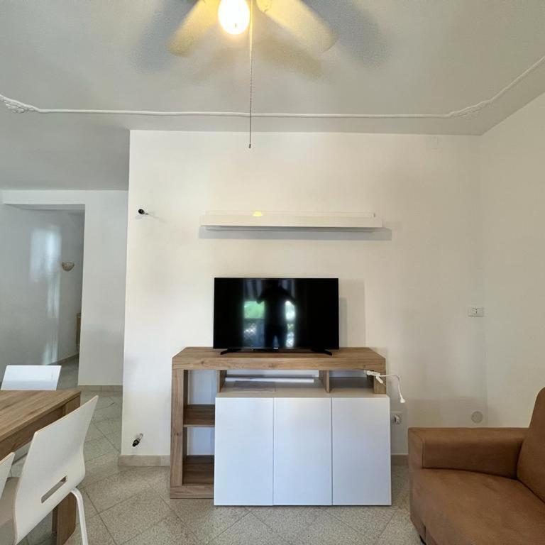 Follonica House - One-Bedroom Apartment with Terrace - 15
