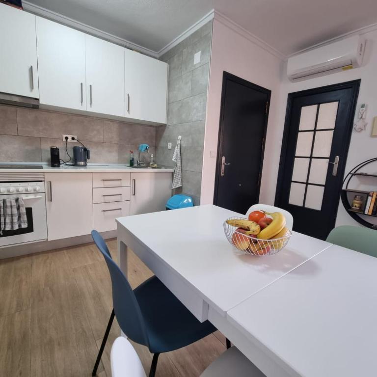 Apartment with pool & balcony less than 10min walk to Playa del Cura - Two-Bedroom Apartment - 10