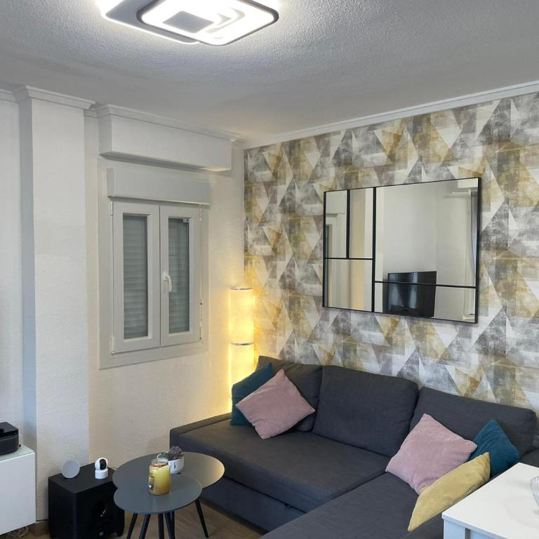 Apartment with pool & balcony less than 10min walk to Playa del Cura - Two-Bedroom Apartment - 11