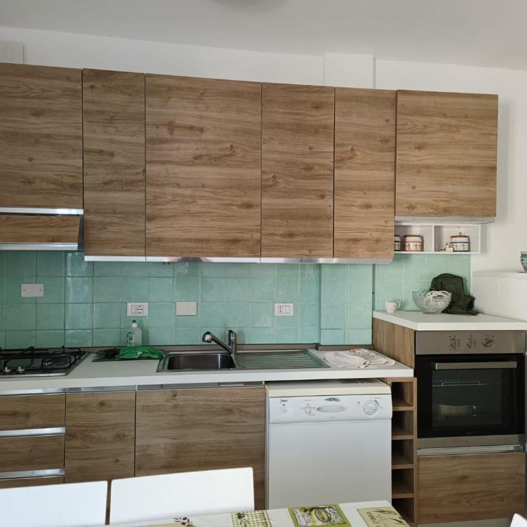 Follonica House - One-Bedroom Apartment with Terrace - 2