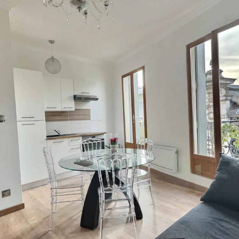 Appartement de charme avec balcon au pied des commerces - Apartment mit 1 Schlafzimmer - 16