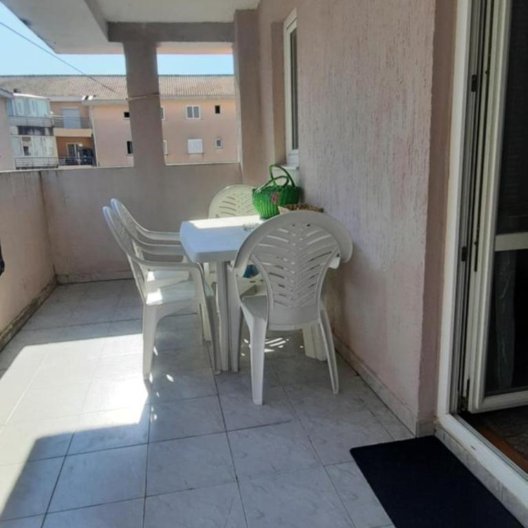 Cvrčak - Two-Bedroom Apartment - 5