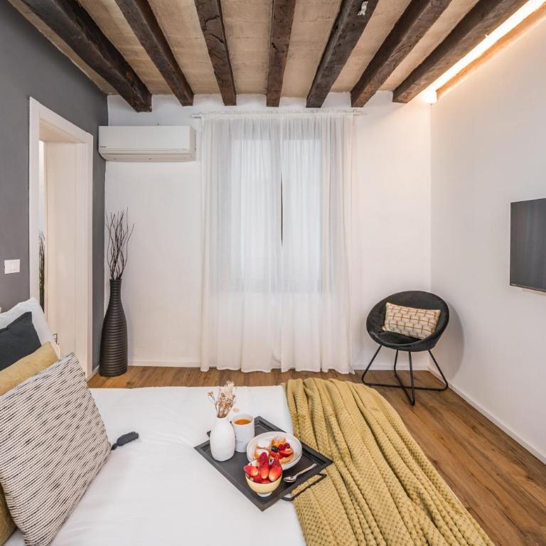 Design in Centro a Modena, pass parcheggio incluso, Appartamento Ciao Bella - Appartamento con 1 Camera da Letto - 7