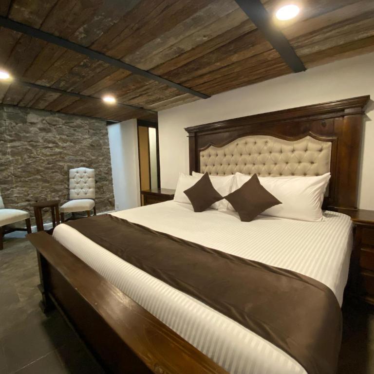 HOTEL BOUTIQUE CASONA 65 - Two-Bedroom Suite - 2
