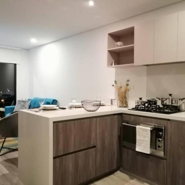 Apartamento moderno con balcón o terraza - Apartamento - 3