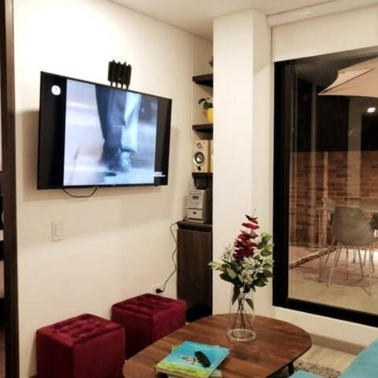 Apartamento moderno con balcón o terraza - Apartamento - 5