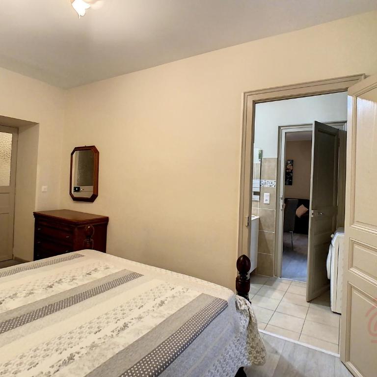 Appartement F3 avec Wifi et Parking proche Thermes, animaux acceptés à Lamalou-les-Bains - Appartement 2 Chambres - 17