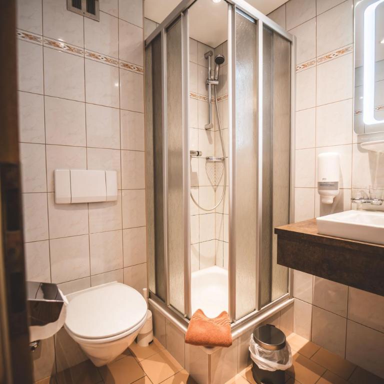 Pension Sonnenheim - Dreibettzimmer - 10