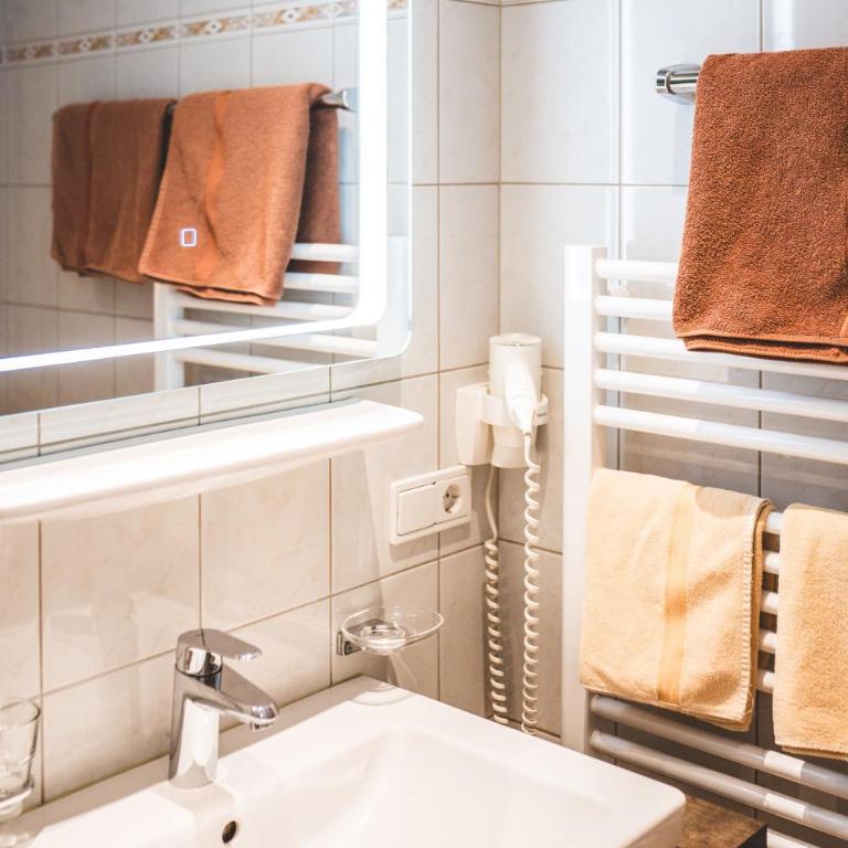 Pension Sonnenheim - Dreibettzimmer - 12