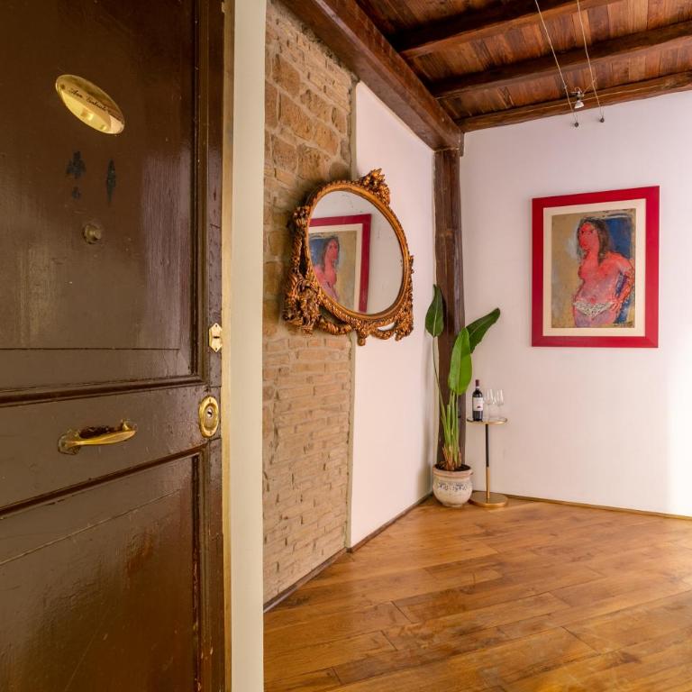 FIORE home Rome Center Campo dè Fiori - Appartamento con 2 Camere da Letto - 1